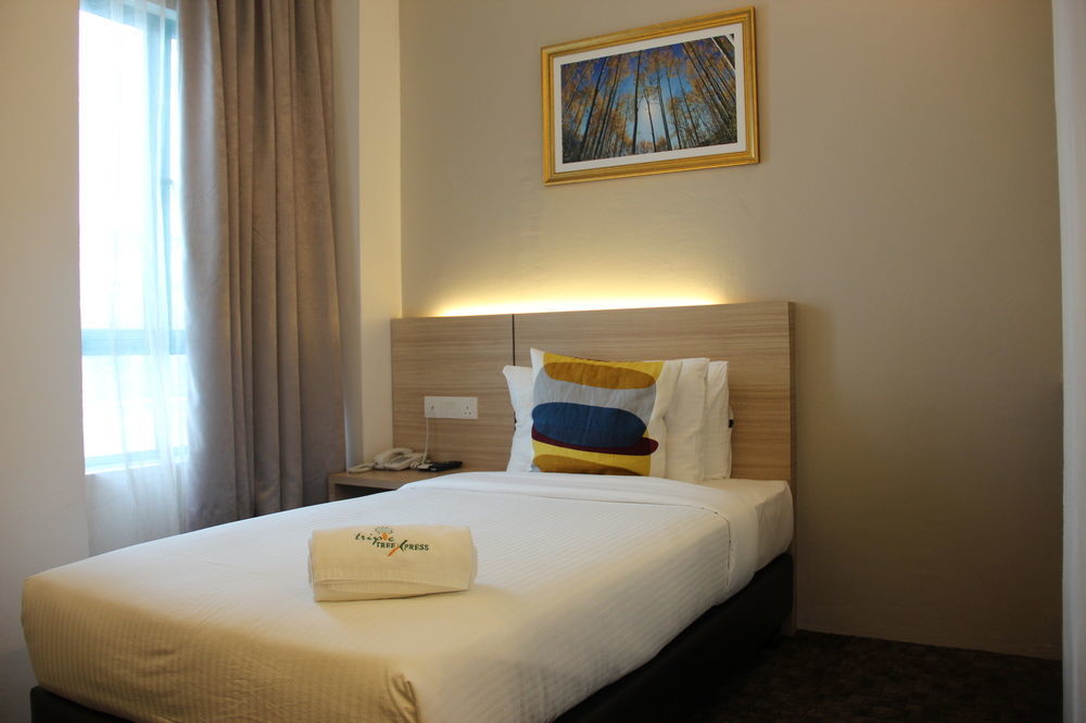 The Inn Bintulu Buitenkant foto
